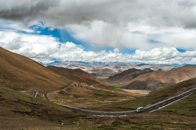 珠穆朗玛峰景区公路