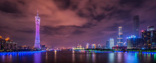 城市天际线广州塔珠江全景