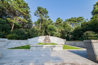 中国江苏省南京市郑和墓园人物雕像装饰建筑