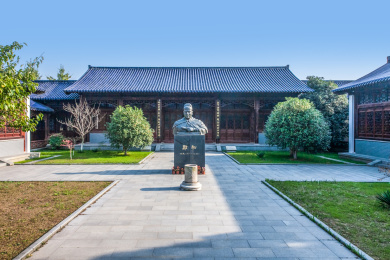 中国江苏省南京市郑和墓园人物雕像装饰建筑