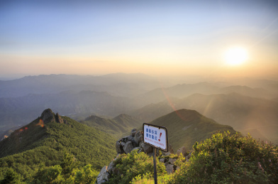 雾灵山日出