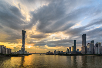 中国广州城市天际线全景珠江