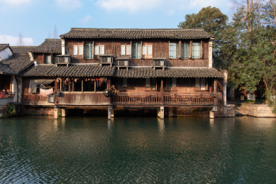 江南水乡乌镇的水上房屋