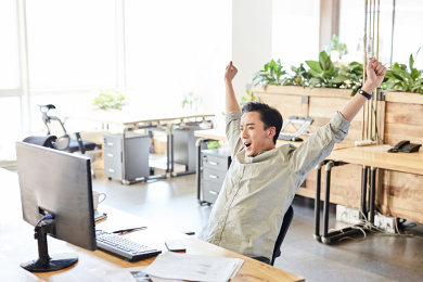商务男士在休息