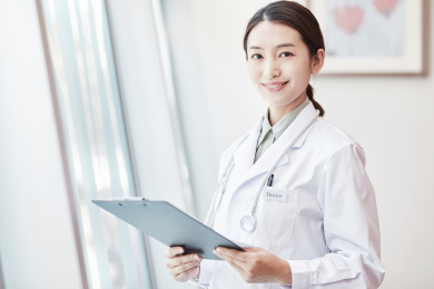 女医生肖像