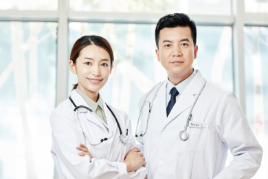 男女医生合影