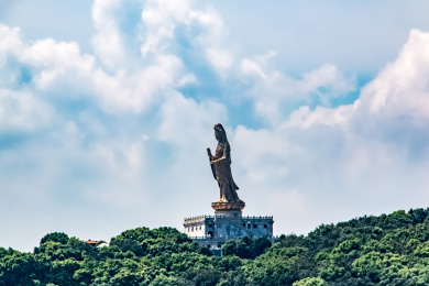 浙江省舟山市普陀山观音菩萨佛像景观