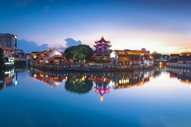 中国江苏苏州山塘街古镇夜景