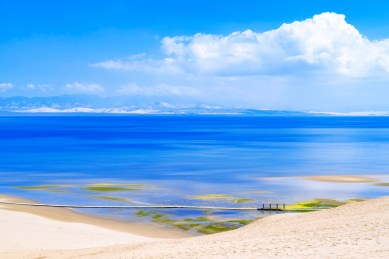 青海湖沙岛