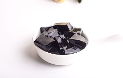 客家传统美食小吃仙草冻