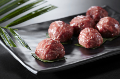 新鲜的火锅肉丸生料，牛肉丸