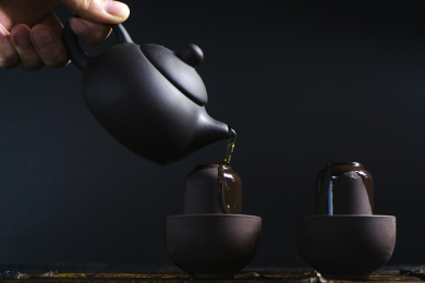 倒茶