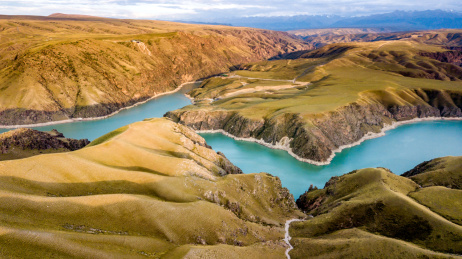 喀拉峻草原阔克苏大峡谷