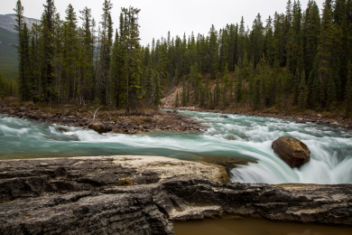 加拿大班芙国家森林公园秋天美景