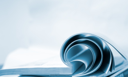 书后附有白色背景。