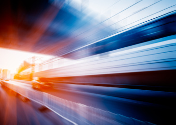 运动模糊列车在南京，中国的地铁站。