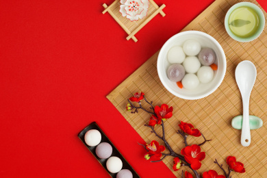 红色背景春节美食汤圆元宵