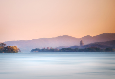 浙江省杭州市西湖名胜风景区秋色红叶风景高清大图