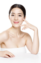 青年女人妆面肖像
