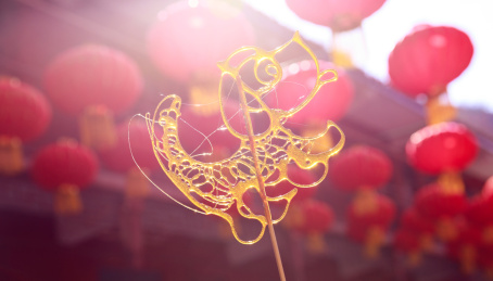 中国传统狗年糖人