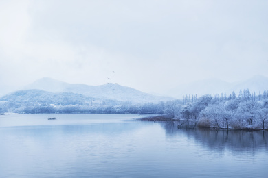 杭州西湖茅家埠雪景