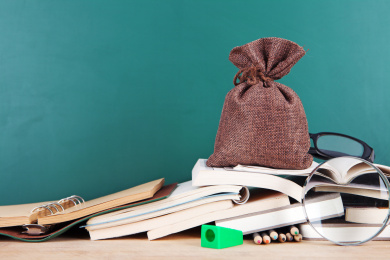 教育的投资静物概念