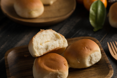 面包面点小馒头豆沙包奶油包