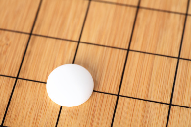 棋盘上的白棋子 棋子