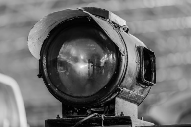 黑白复古火车铁道老爷车民国车灯