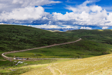 空阔的高原风光