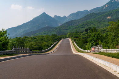 通往大山的公路 公路