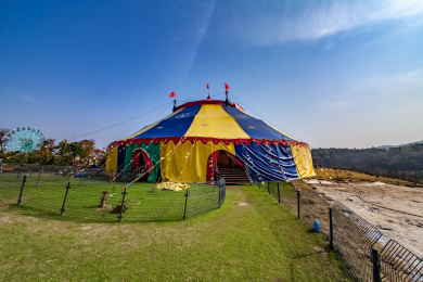 马戏团帐篷建筑景观