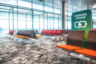 充电站席位机场候机楼