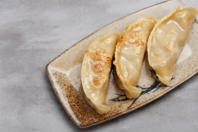 中国传统美食锅贴