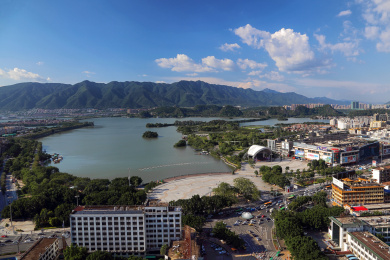 肇庆七星岩牌坊广场