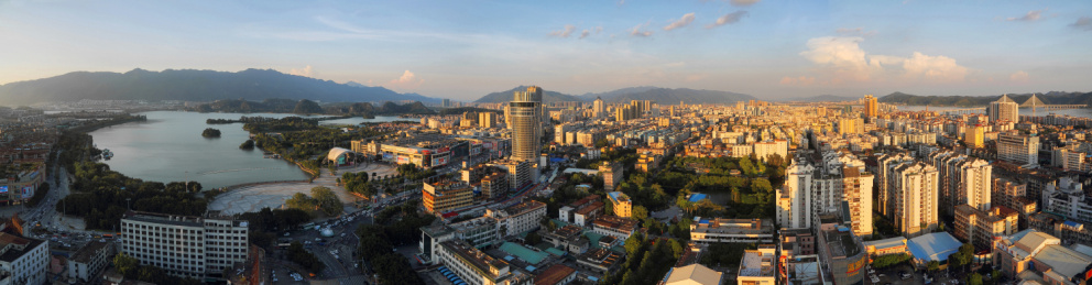 肇庆城市风光全景图