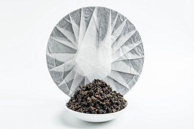 中国云南红茶和茶饼