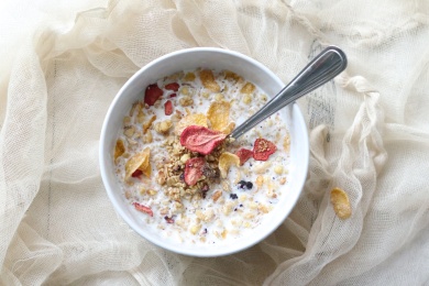 水果燕麦片 牛奶泡麦片