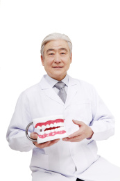 牙医取牙模