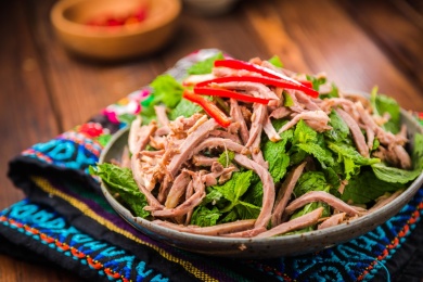 薄荷牛肉 Mint and beef mix 
