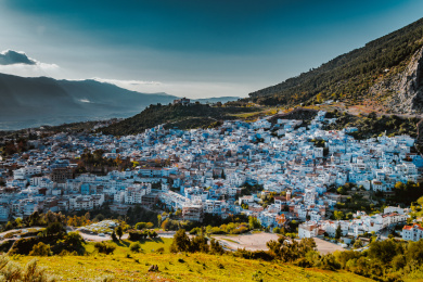 夕阳里的非洲摩洛哥蓝色之城舍夫沙万