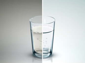 玻璃杯装的水质比较写实矢量插图