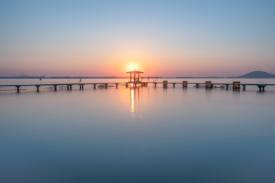 武汉东湖听涛日出风景