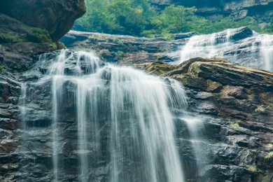 江西省九江市庐山风景区三叠泉瀑布自然景观