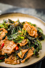 小炒薄荷黄牛肉