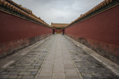 蓝天下的故宫东筒子夹道