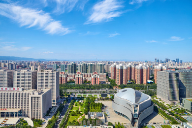 夏季北京汽车博物馆的俯视图