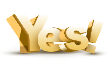 在白色背景的金色立体yes!符号