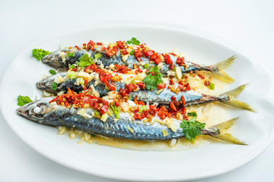 美味中国菜蒸鲐鱼 鲐鱼