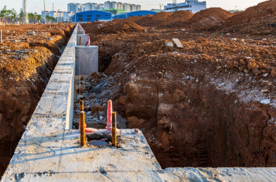 正在建设中的厂房地基